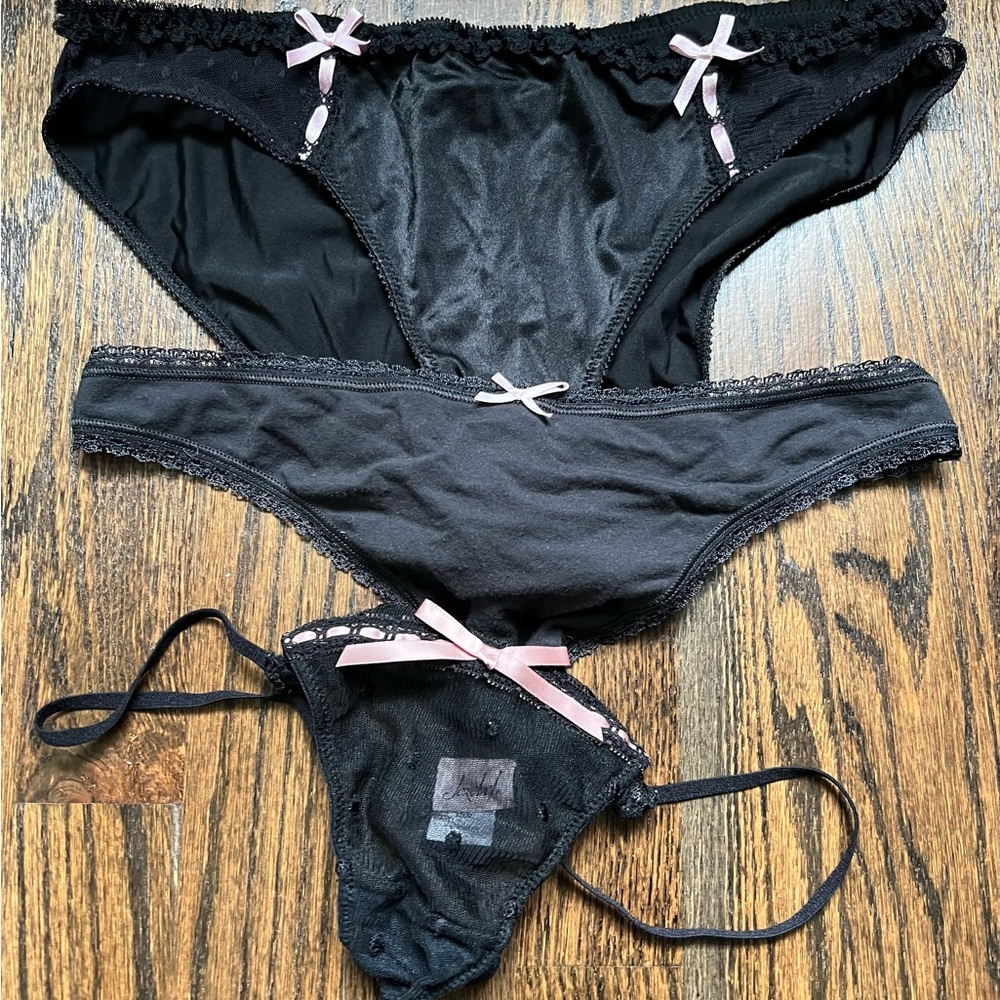 Set of black panties with pink bows (includes Victoria’s Secret)- L